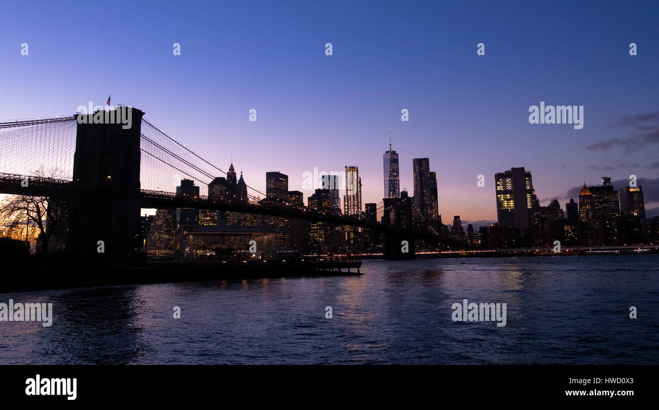 Brooklyn Bridge and Manhattan Skyline at sunset - New York, USA Stock ...