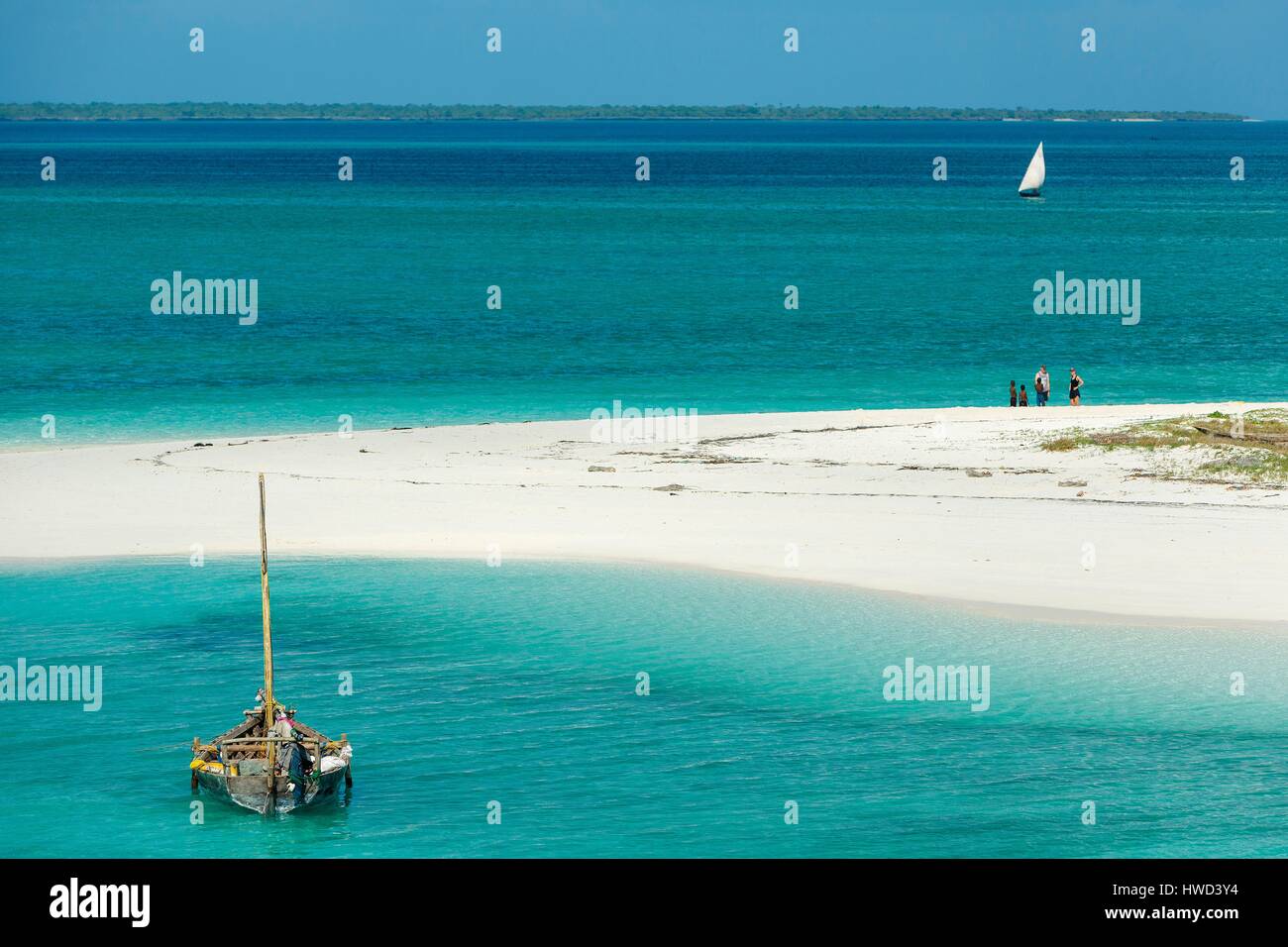 Tanzania, Zanzibar, Kendwa, wetting fishing boats off a tongue of white sand Stock Photo