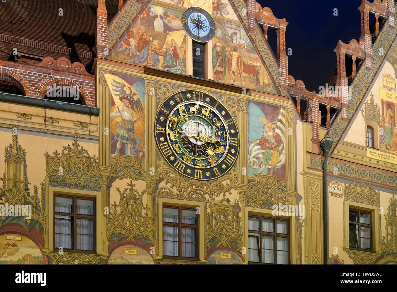 Germany, Bade Wurtemberg, Ulm, Albert Einstein' s birthplace, Rathaus (Town Hall) with Gothic tyle built in 1370, 16th century astrological clock Stock Photo