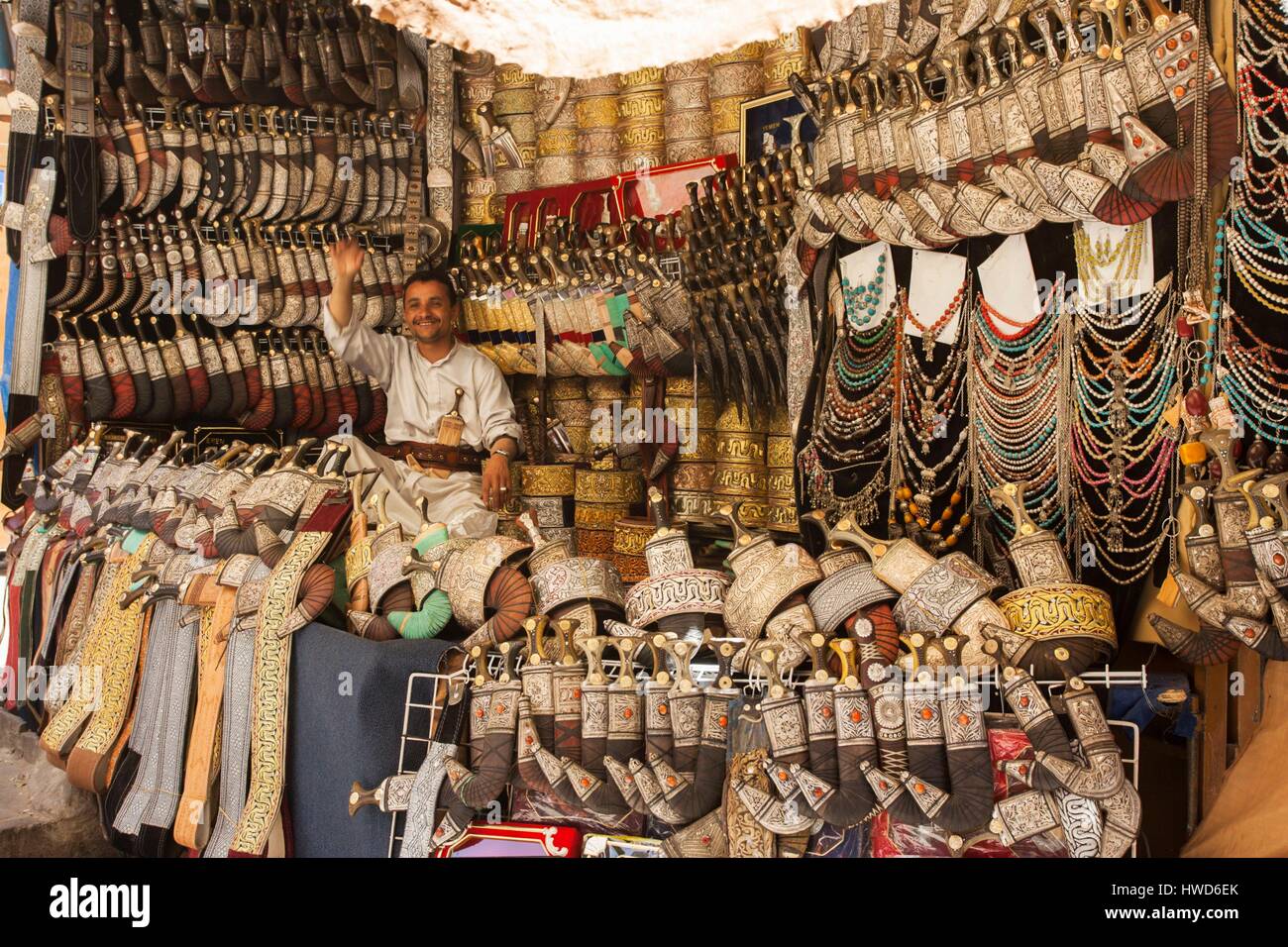 Yemen Souk Hi Res Stock Photography And Images Alamy