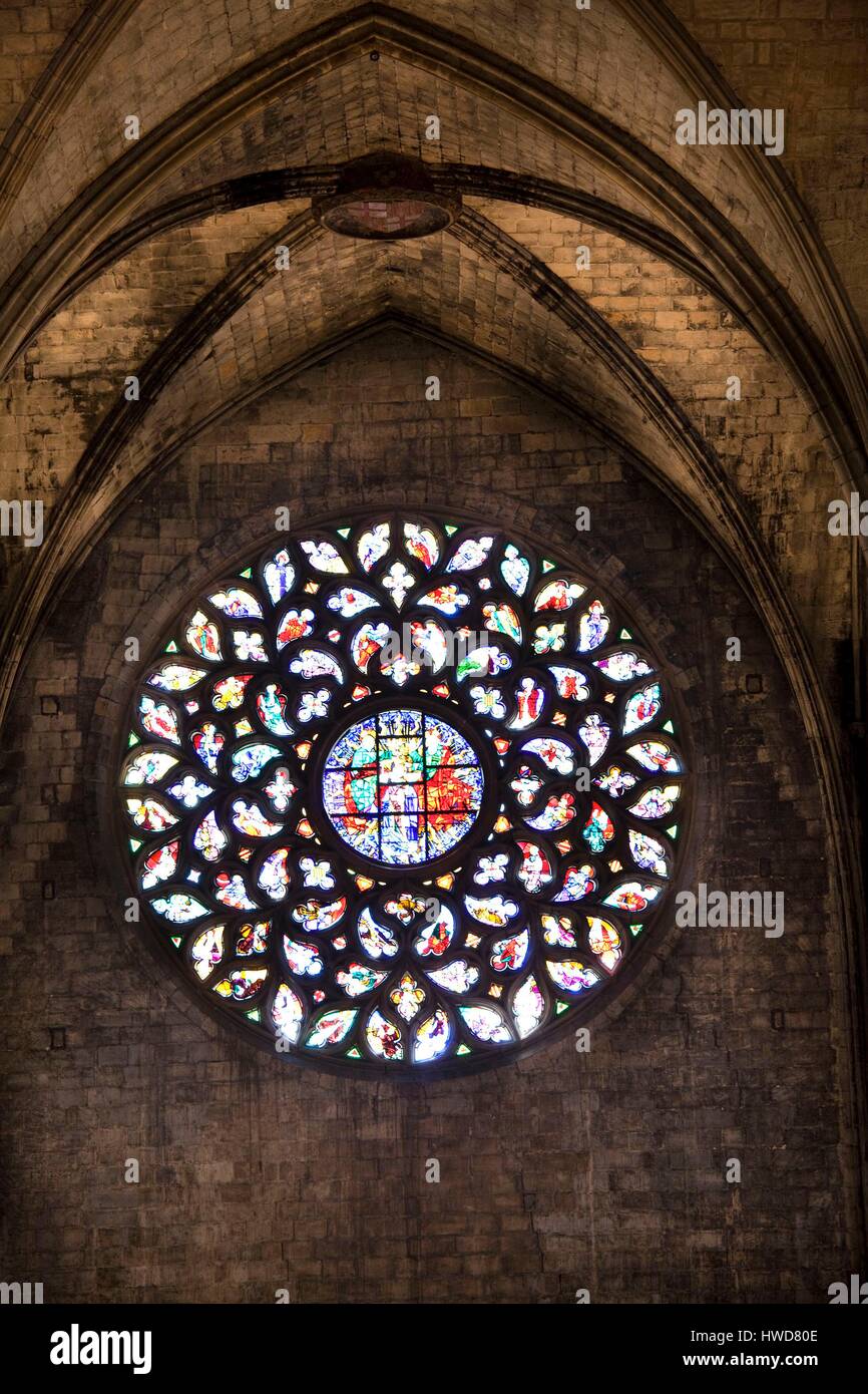 Rose window santa maria del mar hi-res stock photography and images - Alamy