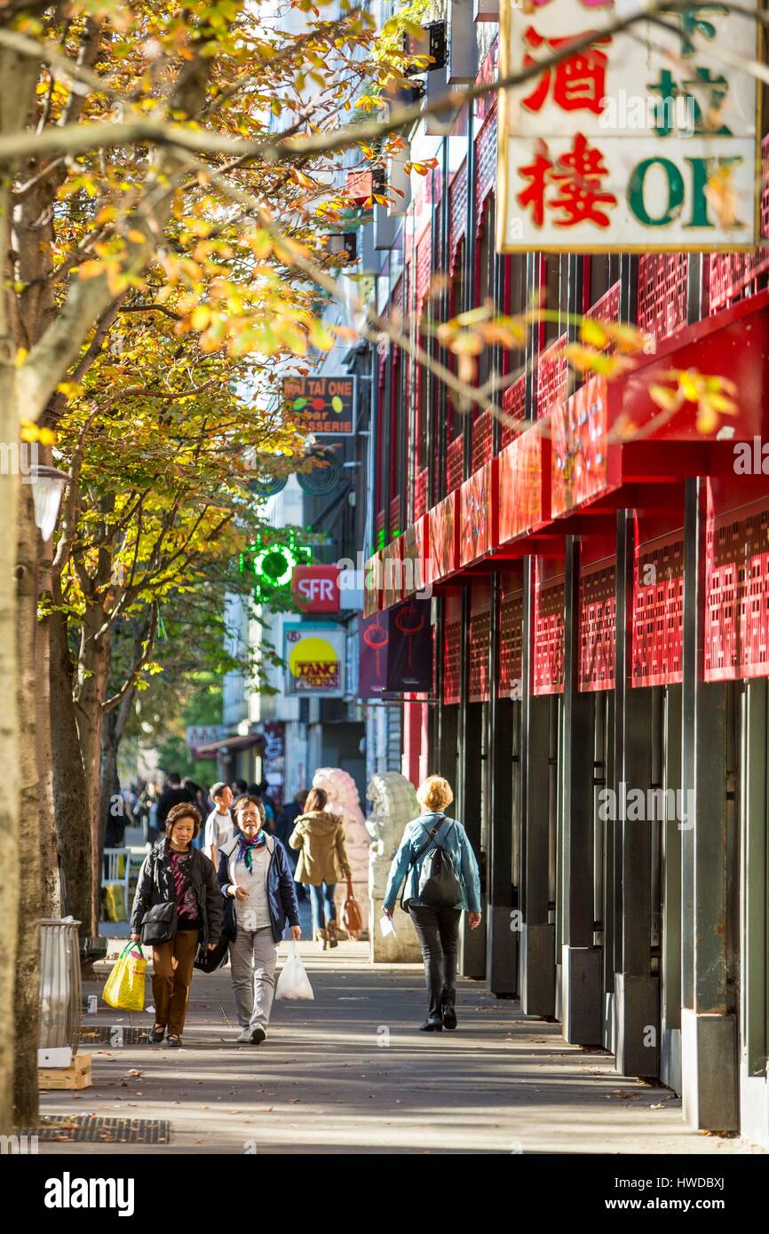 France, Paris, Chinatown of the XIIIth district, the Avenue d'Ivry Stock Photo