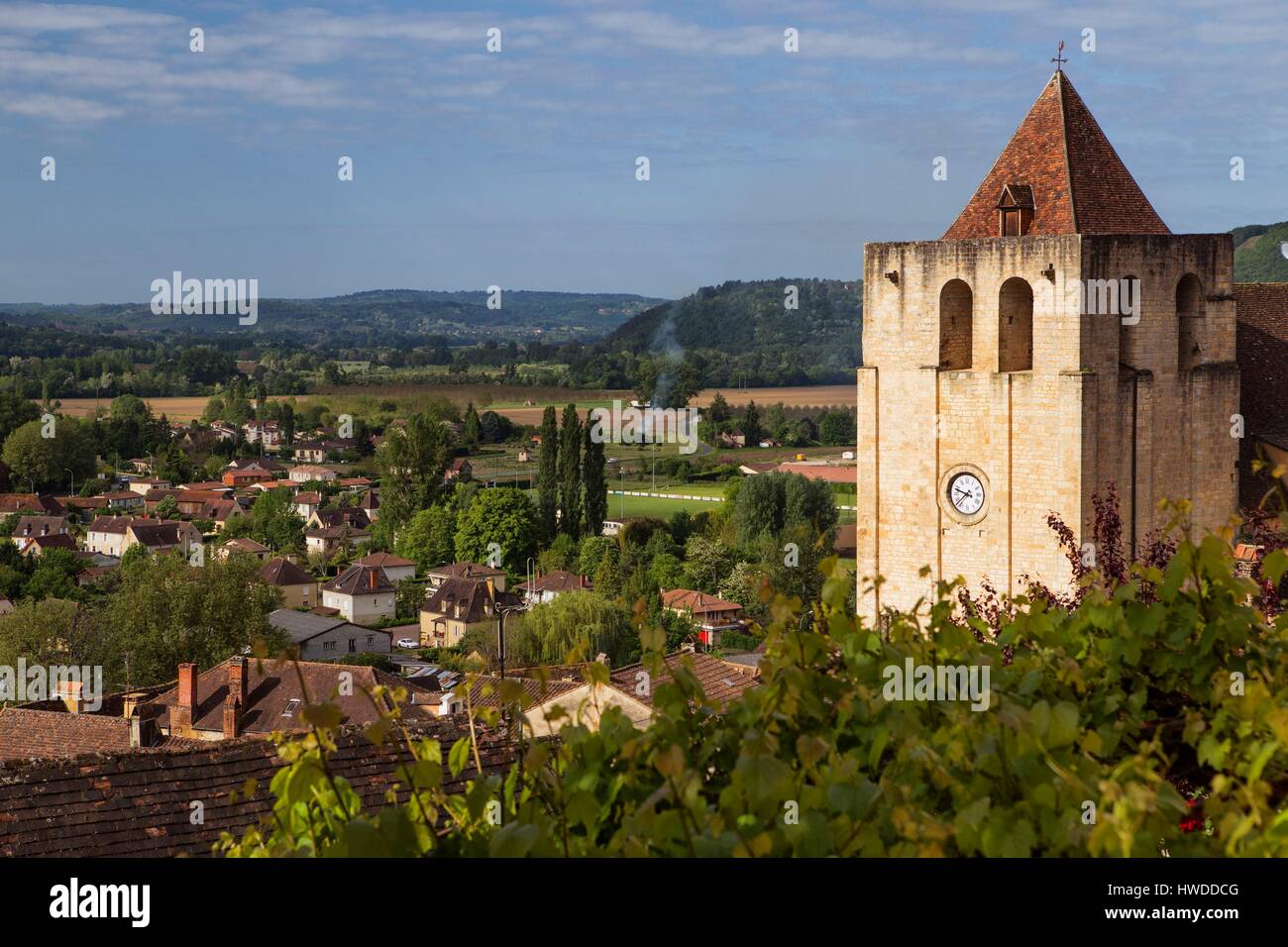France, Dordogne, Saint Cyprien, village and church Stock Photo Alamy
