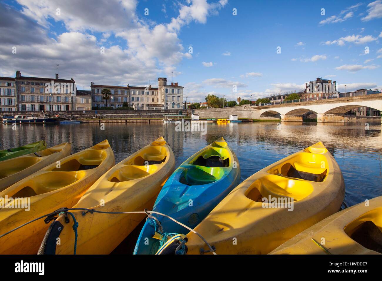 France, Charente, Jarnac, les banks of the Charente river Stock Photo