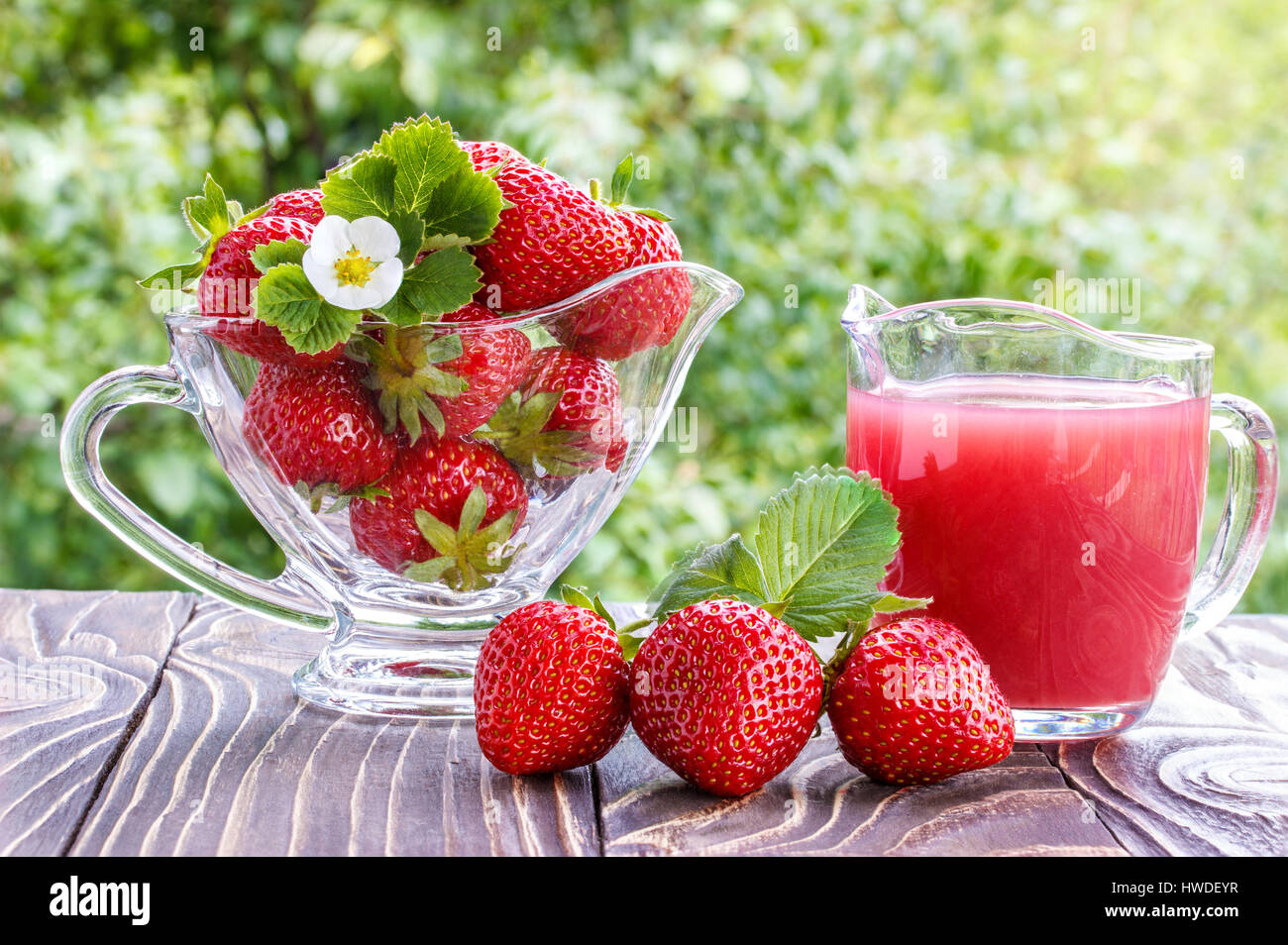 Food strawberry fruit juice hi-res stock photography and images - Alamy