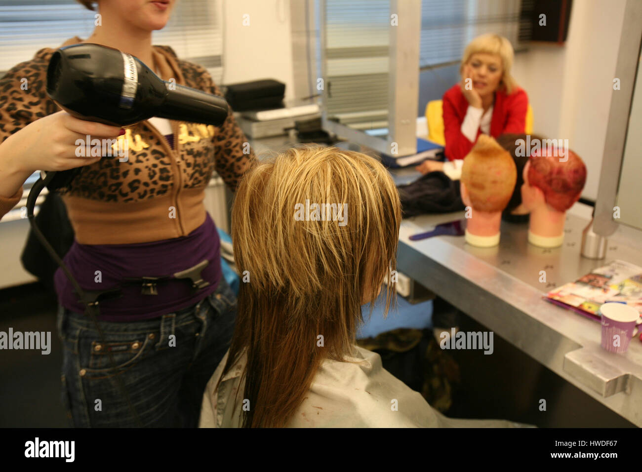 Hair cut girl painting hi-res stock photography and images - Alamy