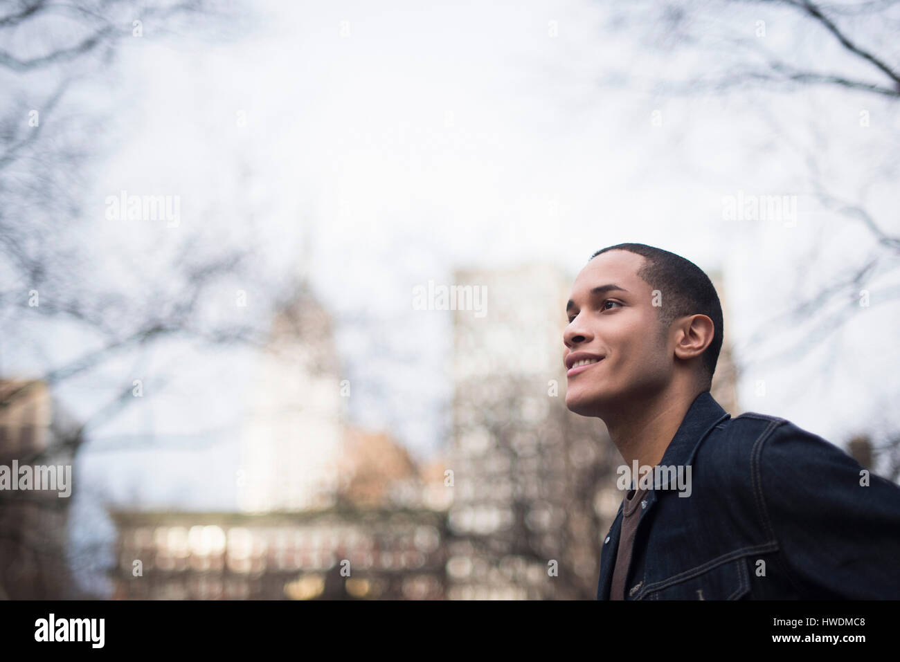 Young man outdoors, Manhattan, New York, USA Stock Photo