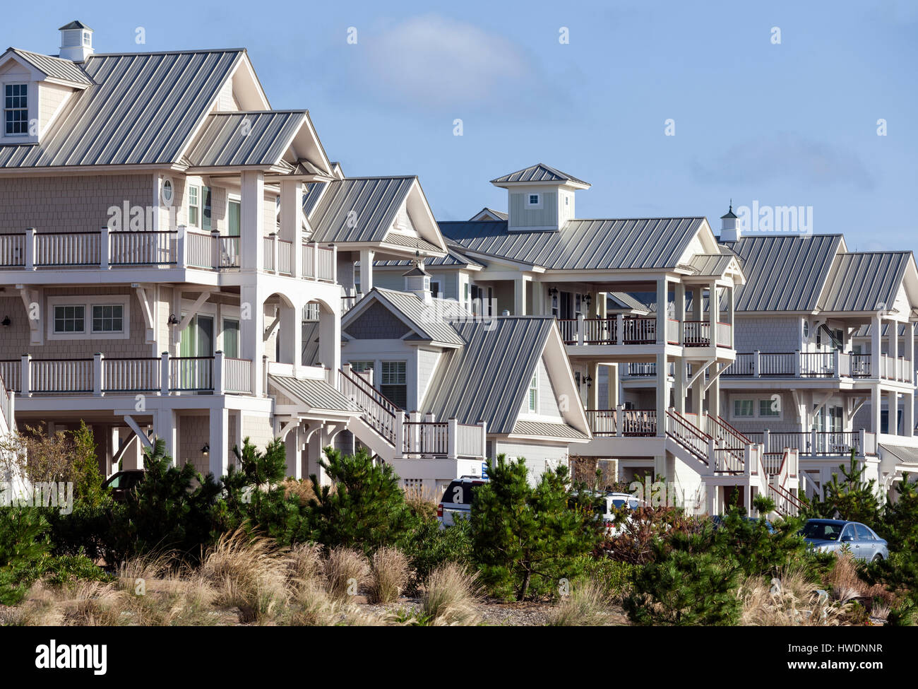 NC00704-00...NORTH CAROLINA - Beach houses stacked up on the Outer Banks. Stock Photo