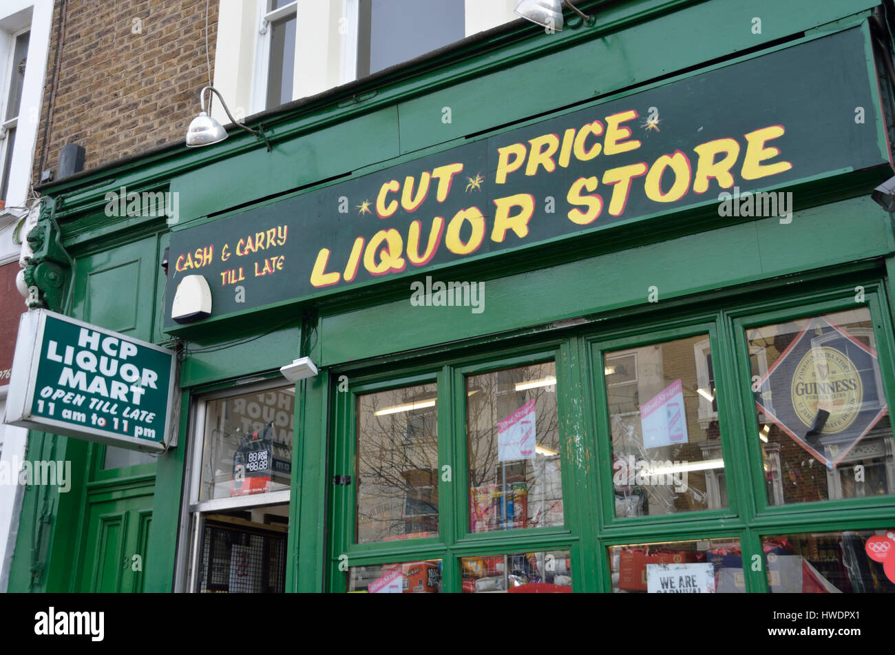 Cut Price Liquor Store Stock Photo Alamy