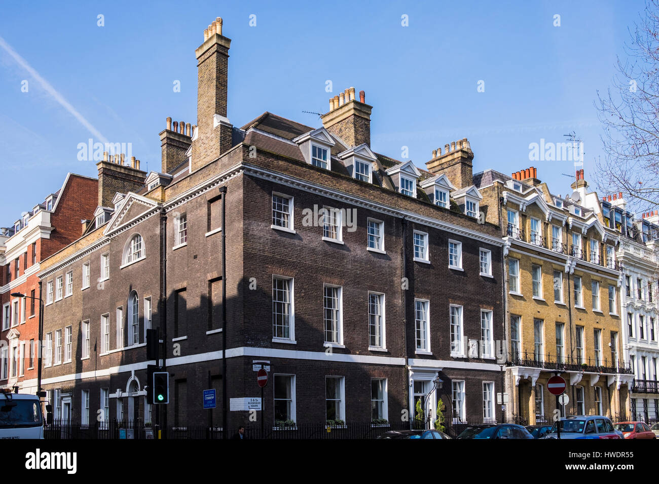 Bloomsbury Square, a garden square located in Central London, England, U.K Stock Photo Alamy