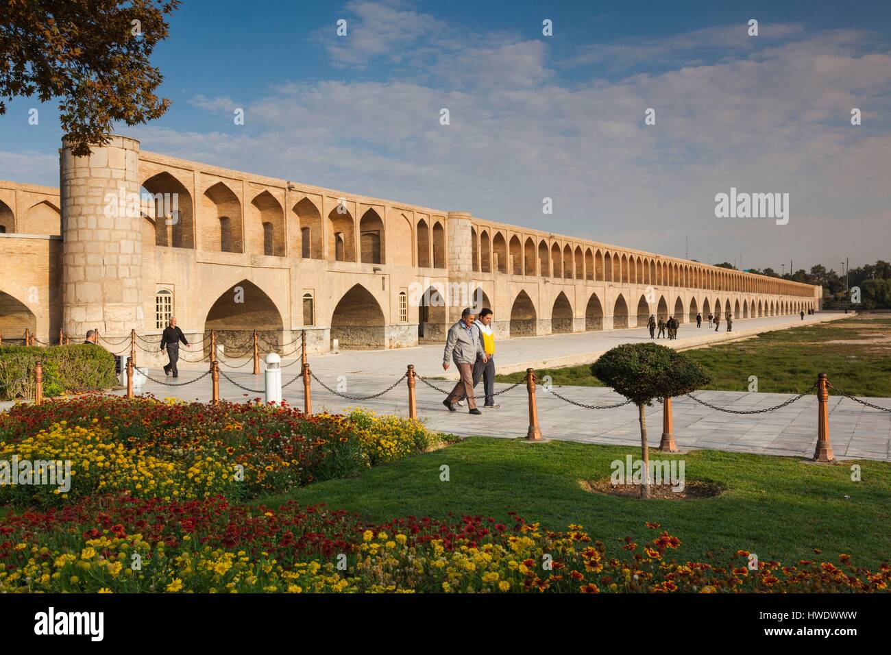 Central iran hi-res stock photography and images - Page 5 - Alamy