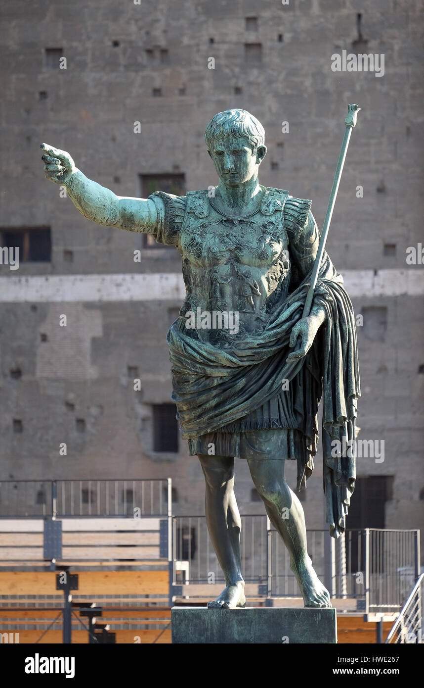 Bronze statue of Emperor Augustus on via dei Fori Imperiali, Forum Romanum, Rome, Italy  on September 04, 2016. Stock Photo