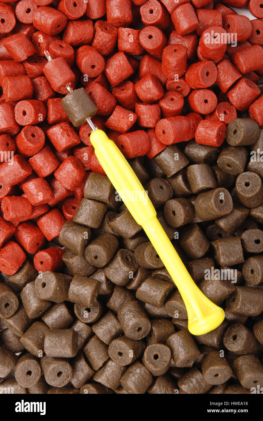 Yellow stinger needle and brown with red pre-drilled halibut pellets ...