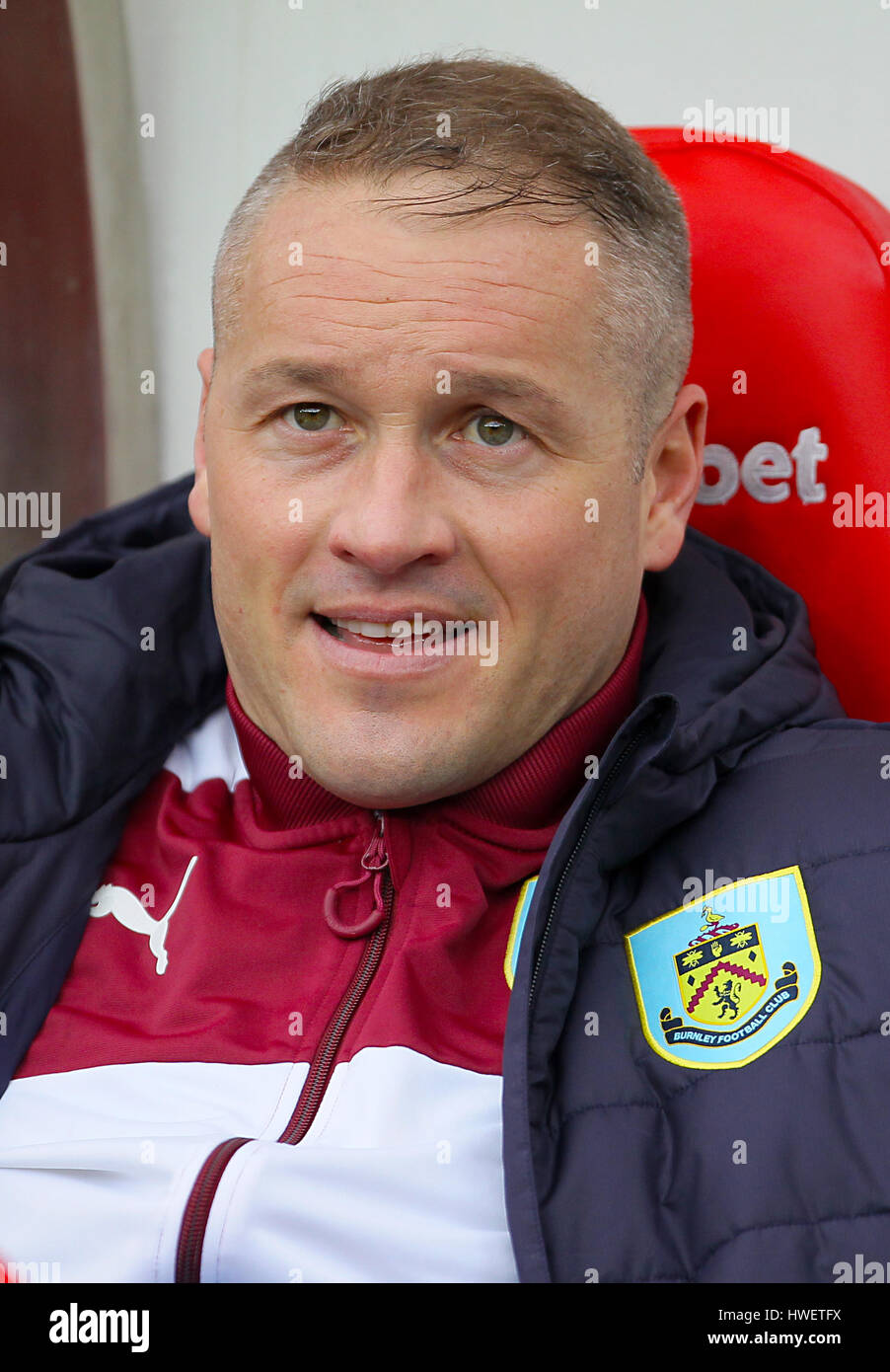 Goalkeeper Paul Robinson on the bench Stock Photo Alamy