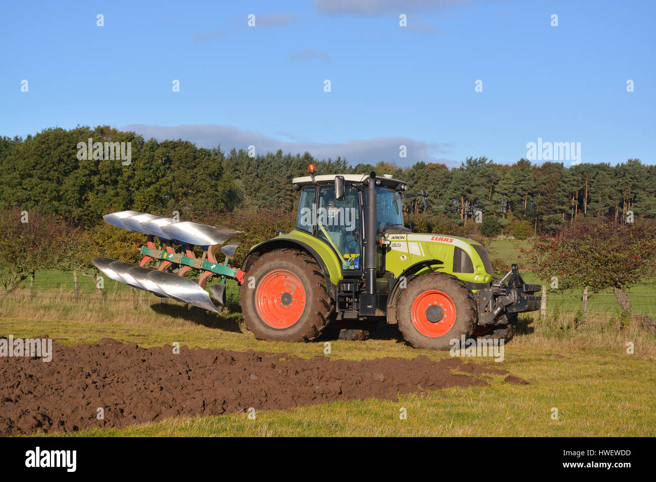 Arion tractor hi-res stock photography and images - Alamy