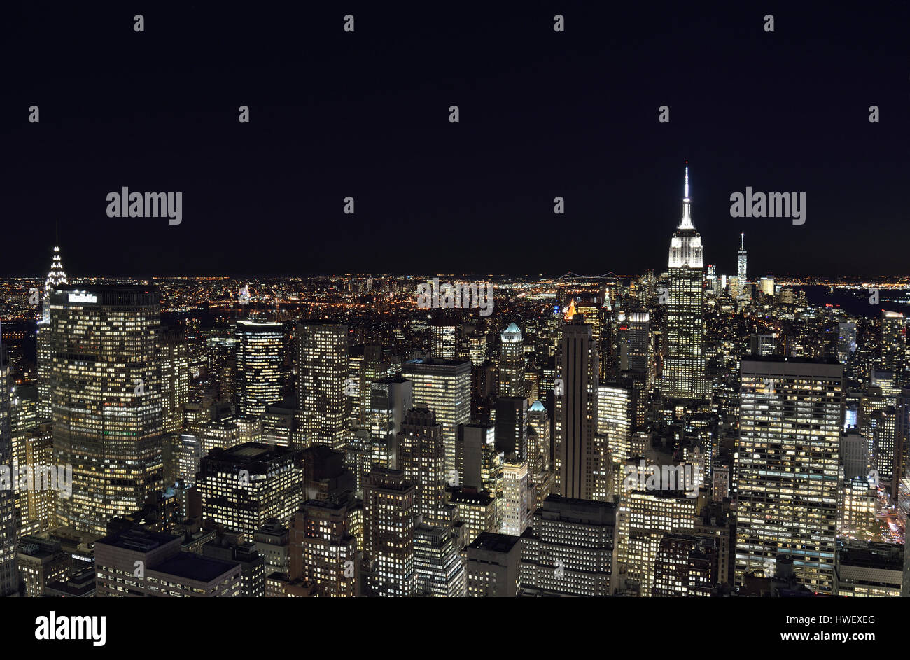 A night view of the New York City Stock Photo - Alamy