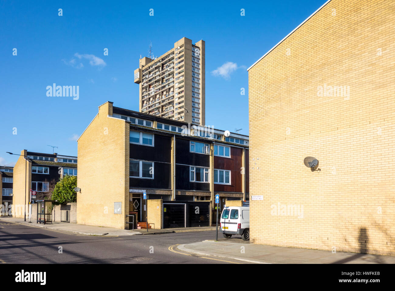 London housing estate hires stock photography and images Alamy
