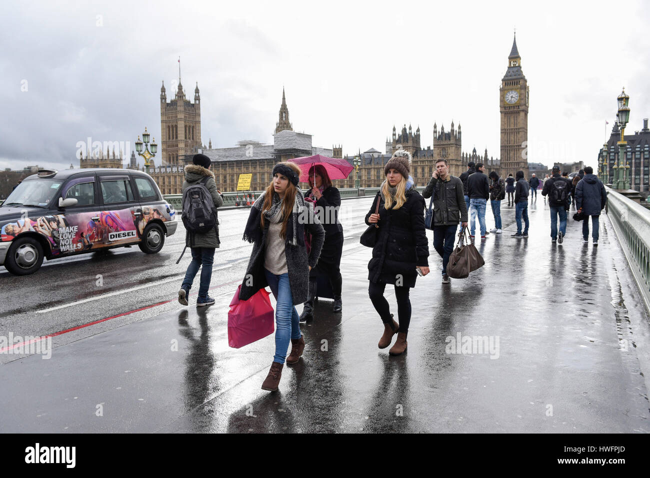 London, UK. 21 March 2017. The Houses of Parliament are seen, as people ...
