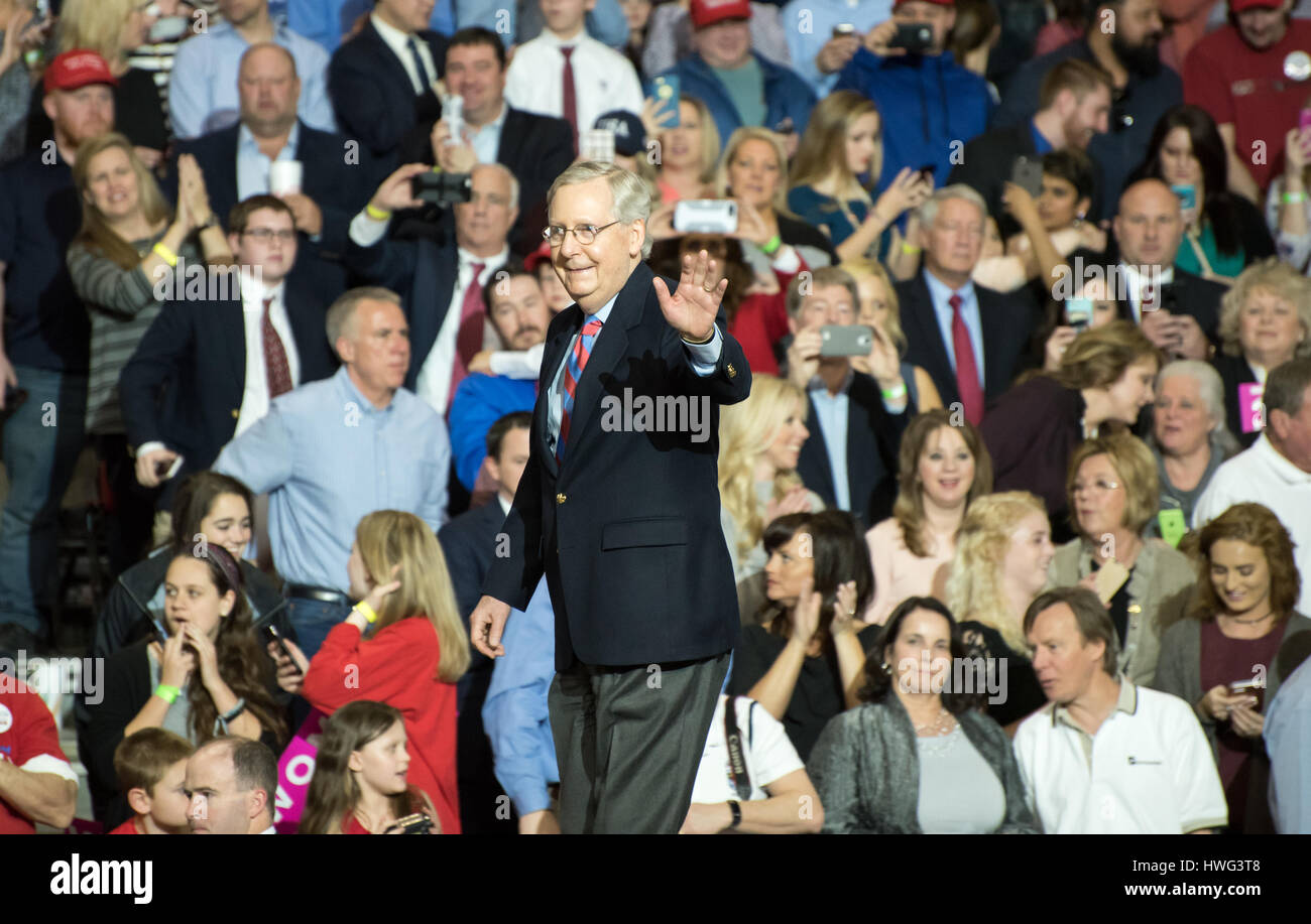 Louisville, Kentucky, USA. 20th March, 2017: March 20, 2017: Senate Majority Leader Mitch McConnell addresses the crowd ahead of President Donald Trump at a rally inside Freedom Hall in Louisville, Kentucky, on March 20, 2017. Stock Photo
