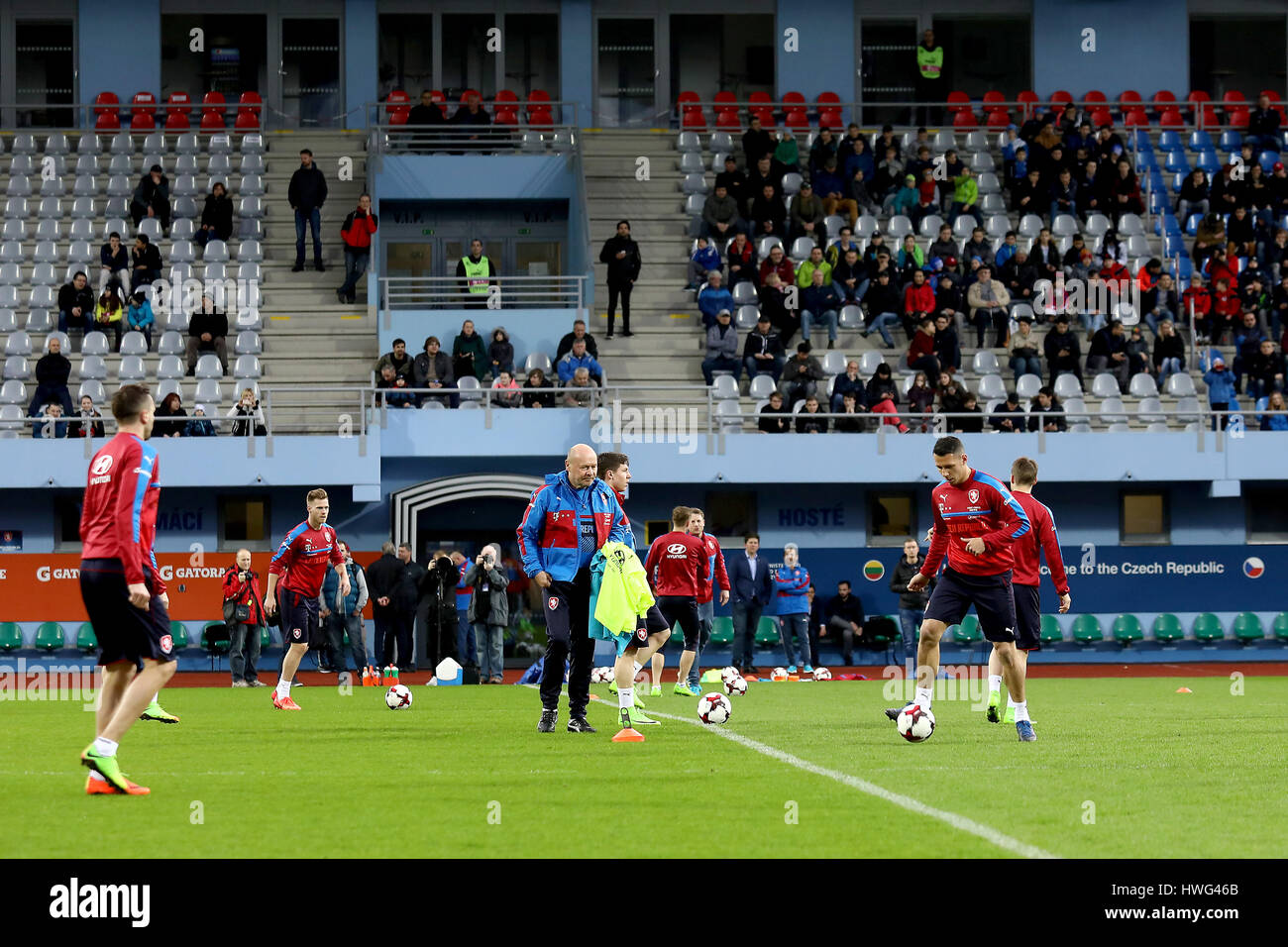 Usti Nad Labem, Czech Republic. 21st Mar, 2017. Czech national football team player Jakub Brabec (front) in action during the training session in Usti nad Labem, Czech Republic, March 21, 2017 prior to the friendly with Lithuania on Wednesday and qualifier for the World Championship between Czech Republic and San Marino on Sunday, March 26, 2017. Credit: Ondrej Hajek/CTK Photo/Alamy Live News Stock Photo