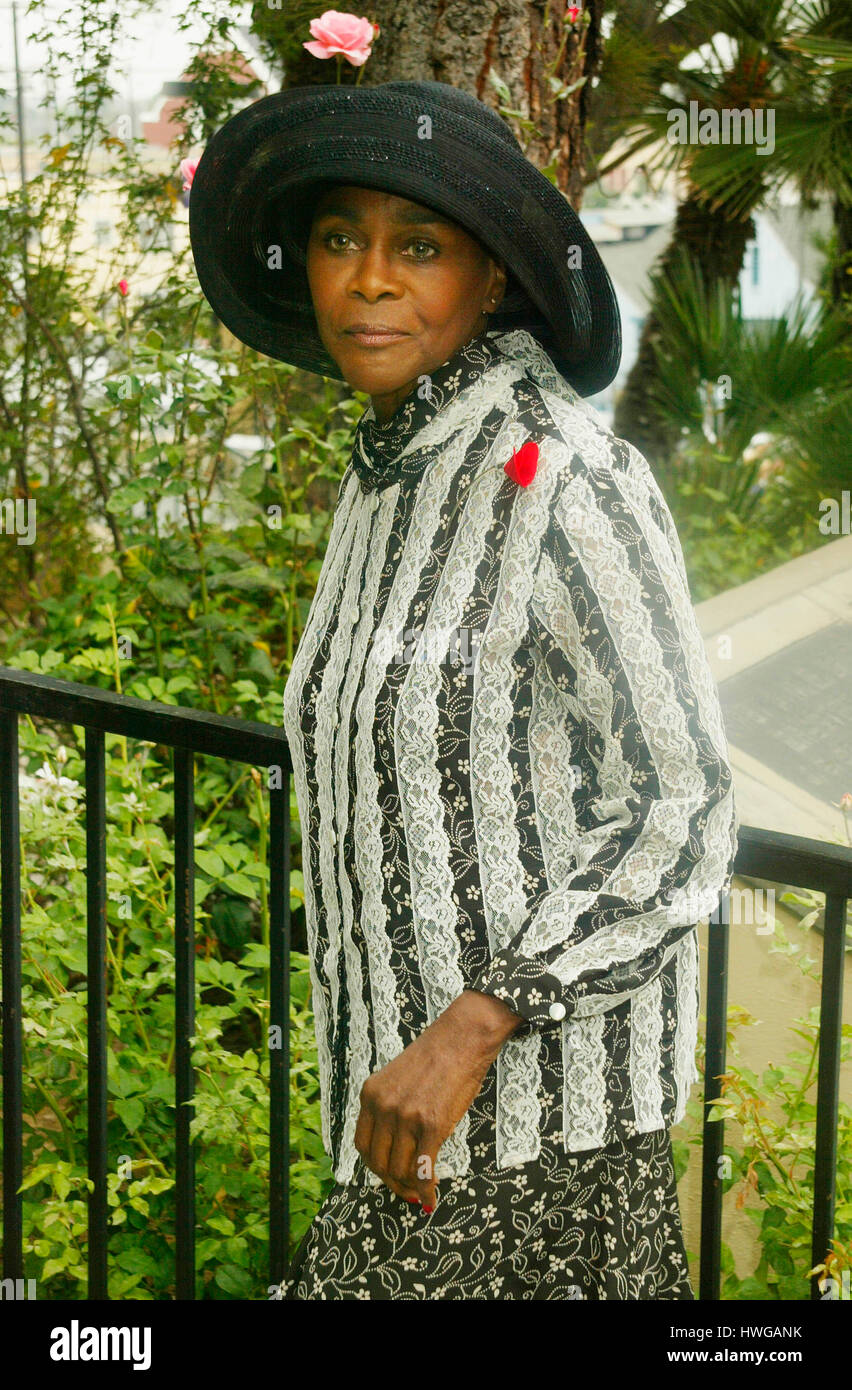 Actress Cicely Tyson arrives at the First AME Church for Ray Charles funeral in Los Angeles, California on June 18, 2004.  Photo credit: Francis Specker Stock Photo