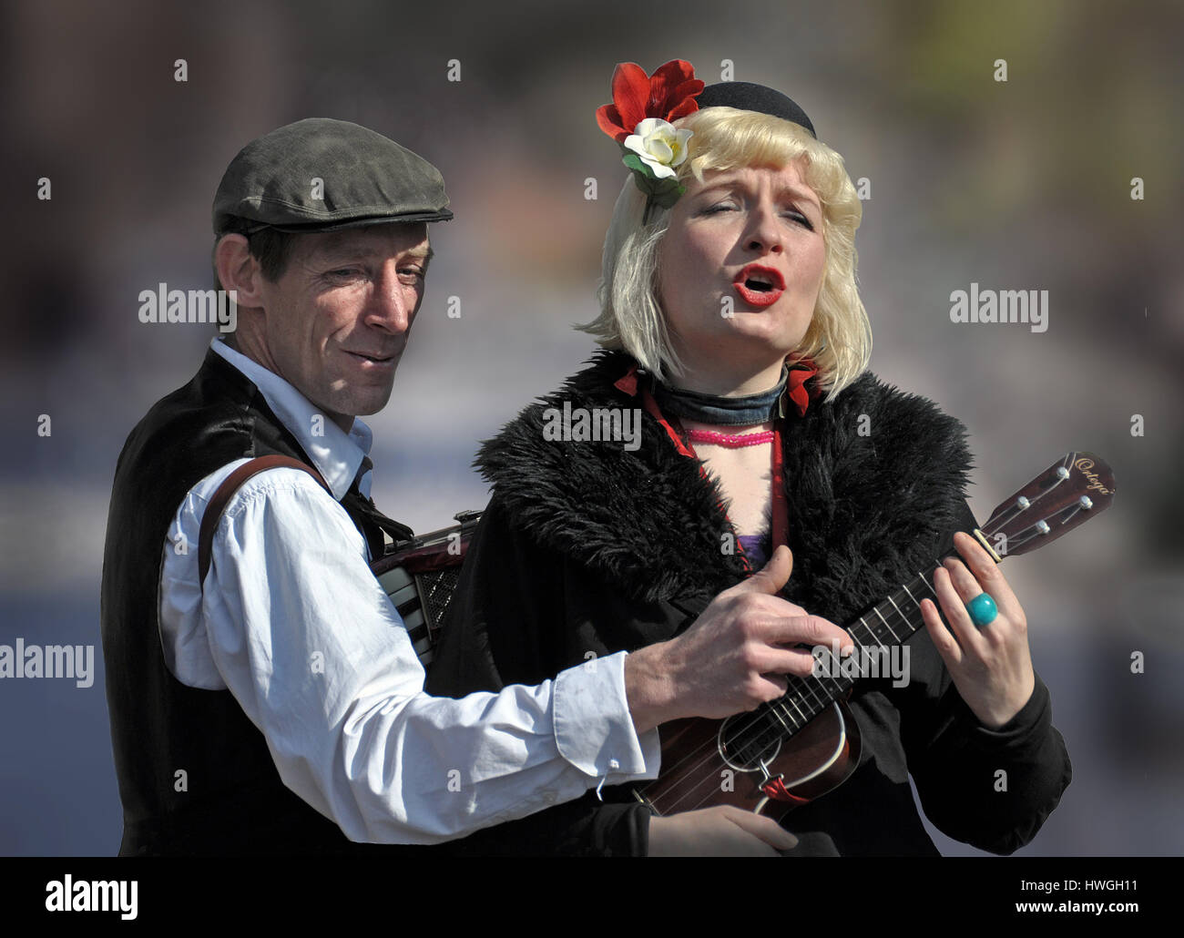 Buskers new york hires stock photography and images Alamy