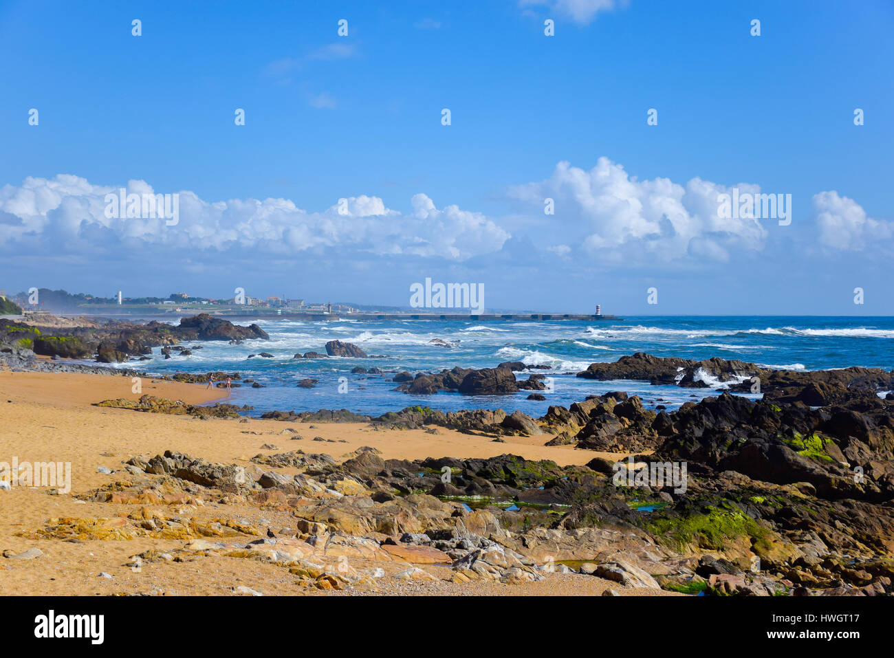 Beautiful wide sandy beach hi-res stock photography and images - Alamy