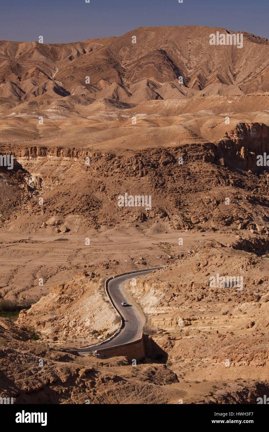 Tunisia, The Jerid Area, Gorges de Selja, Tamerza, elevated view of Route P 16 Stock Photo