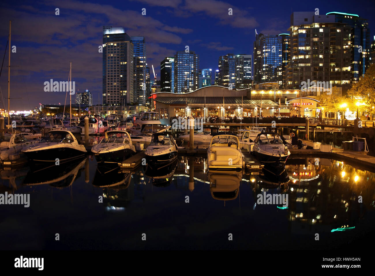 Evening in the harbour, Canada, Canada, British Columbia, Vancouver, high rises, scyscraper, reflexion, reflexion, mirror, glass, glass, architecture, Stock Photo