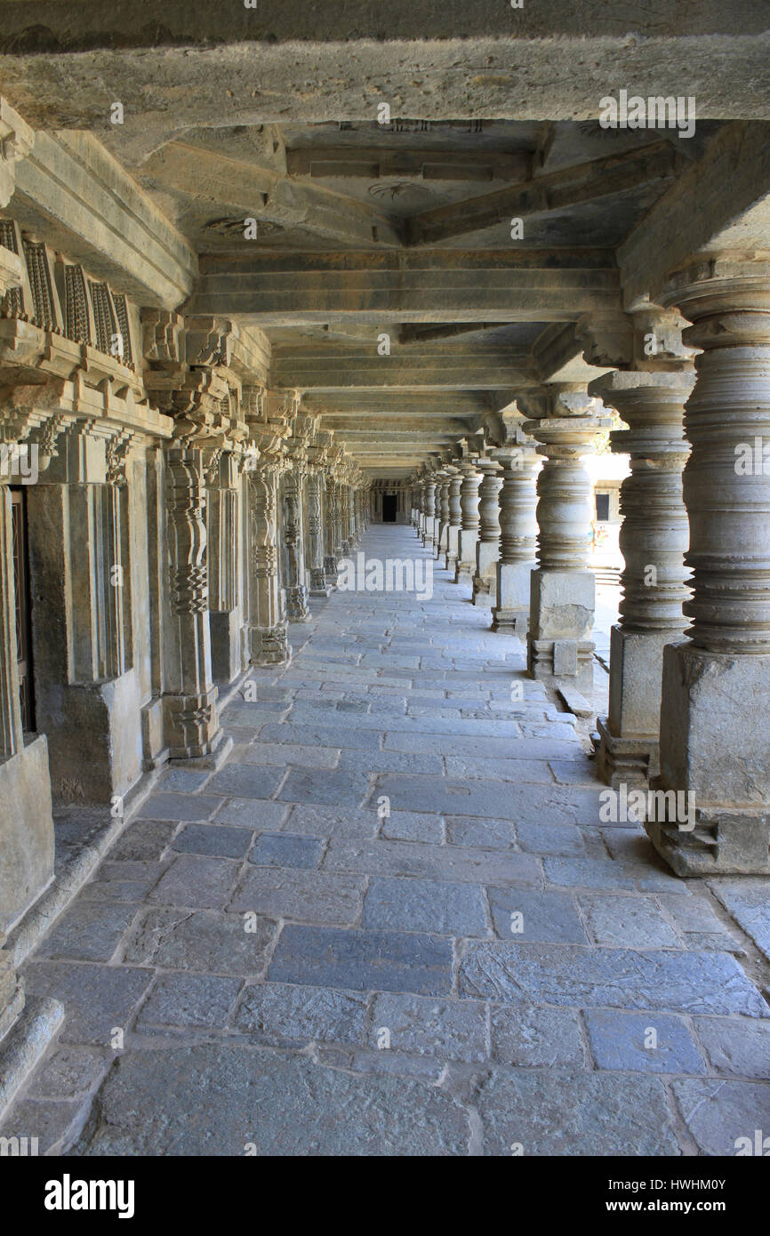 South Colonnade of cloistered corridor at Chennakesava Temple, Hoysala Architecture, Somnathpur, Karnataka, India Stock Photo