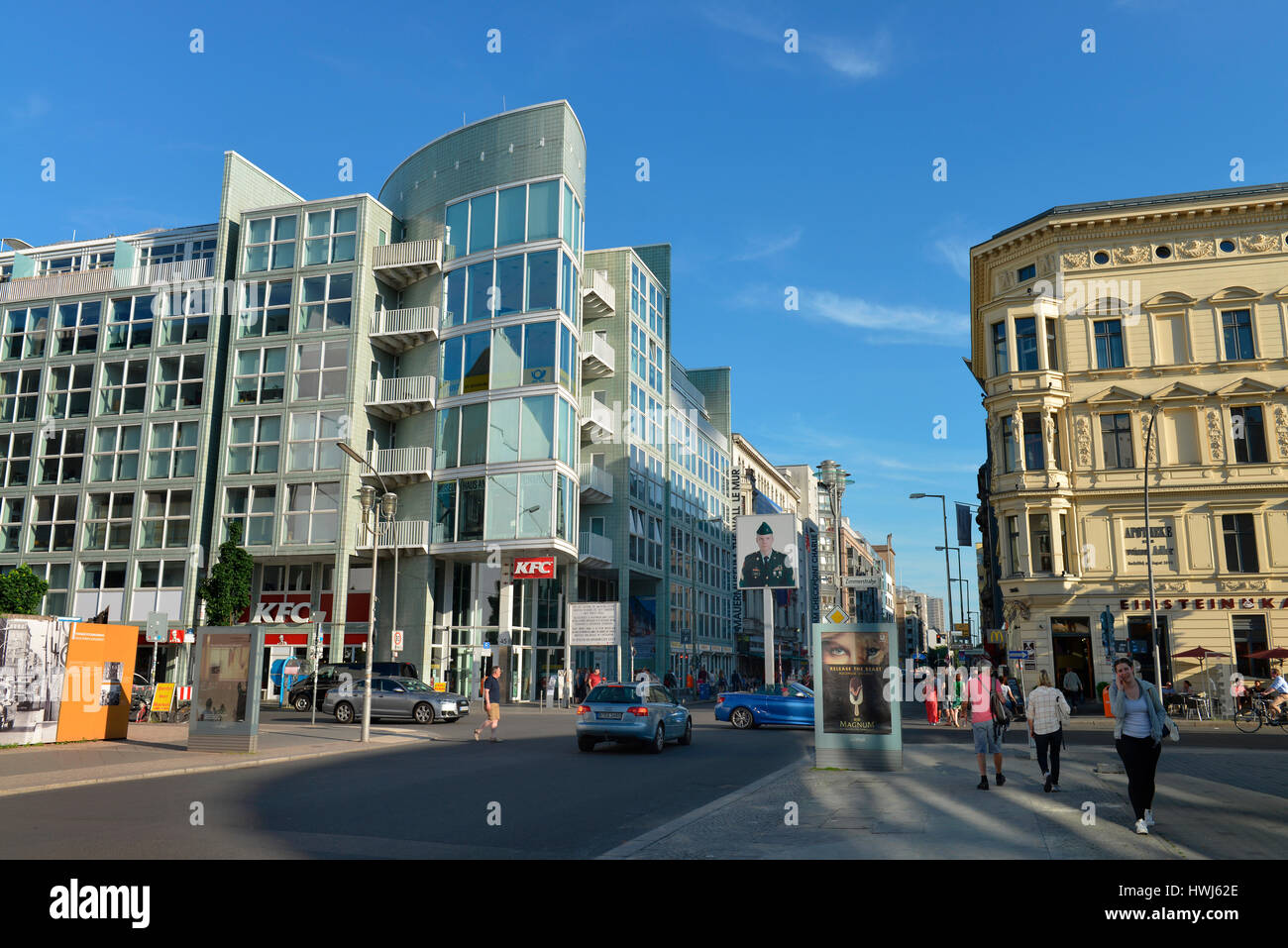 Checkpoint Charlie, Mitte, Berlin, Deutschland Stock Photo - Alamy