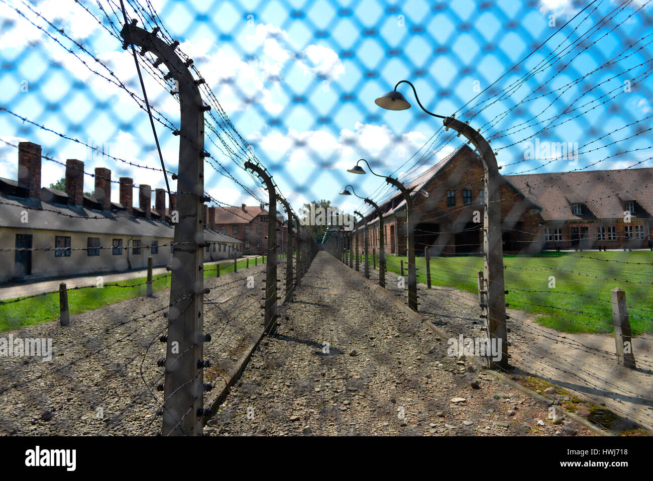 Stacheldraht, Lagergebaeude, Stammlager I, Konzentrationslager, Auschwitz-Birkenau, Auschwitz, Polen Stock Photo