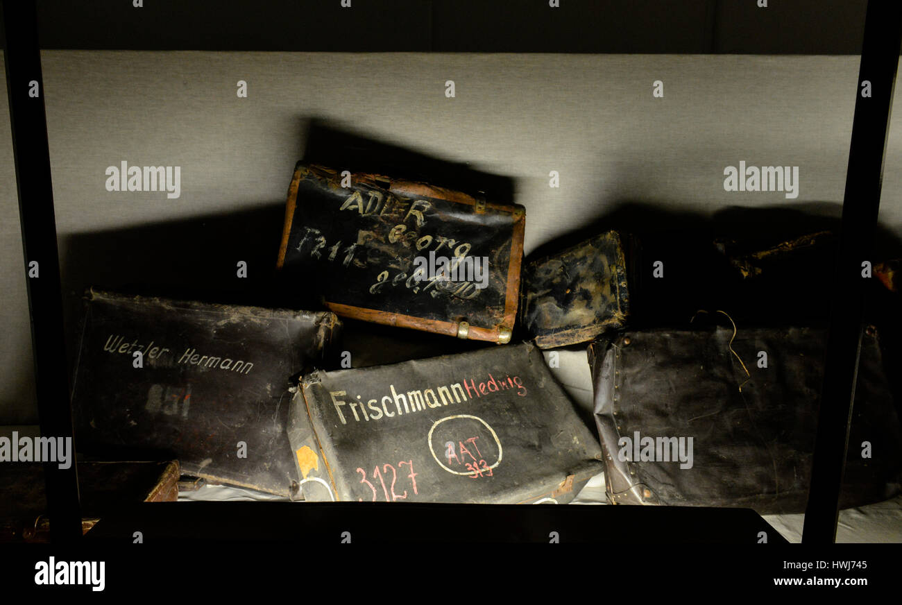 Koffer, Ausstellung, Stammlager I, Konzentrationslager, Auschwitz-Birkenau, Auschwitz, Polen Stock Photo