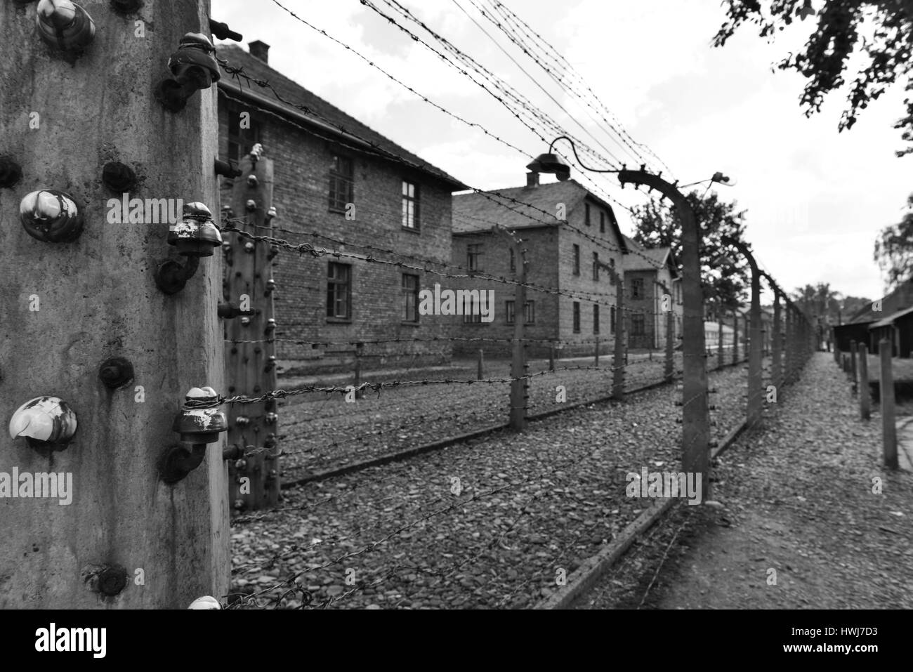 Stacheldraht, Lagergebaeude, Stammlager I, Konzentrationslager, Auschwitz-Birkenau, Auschwitz, Polen Stock Photo