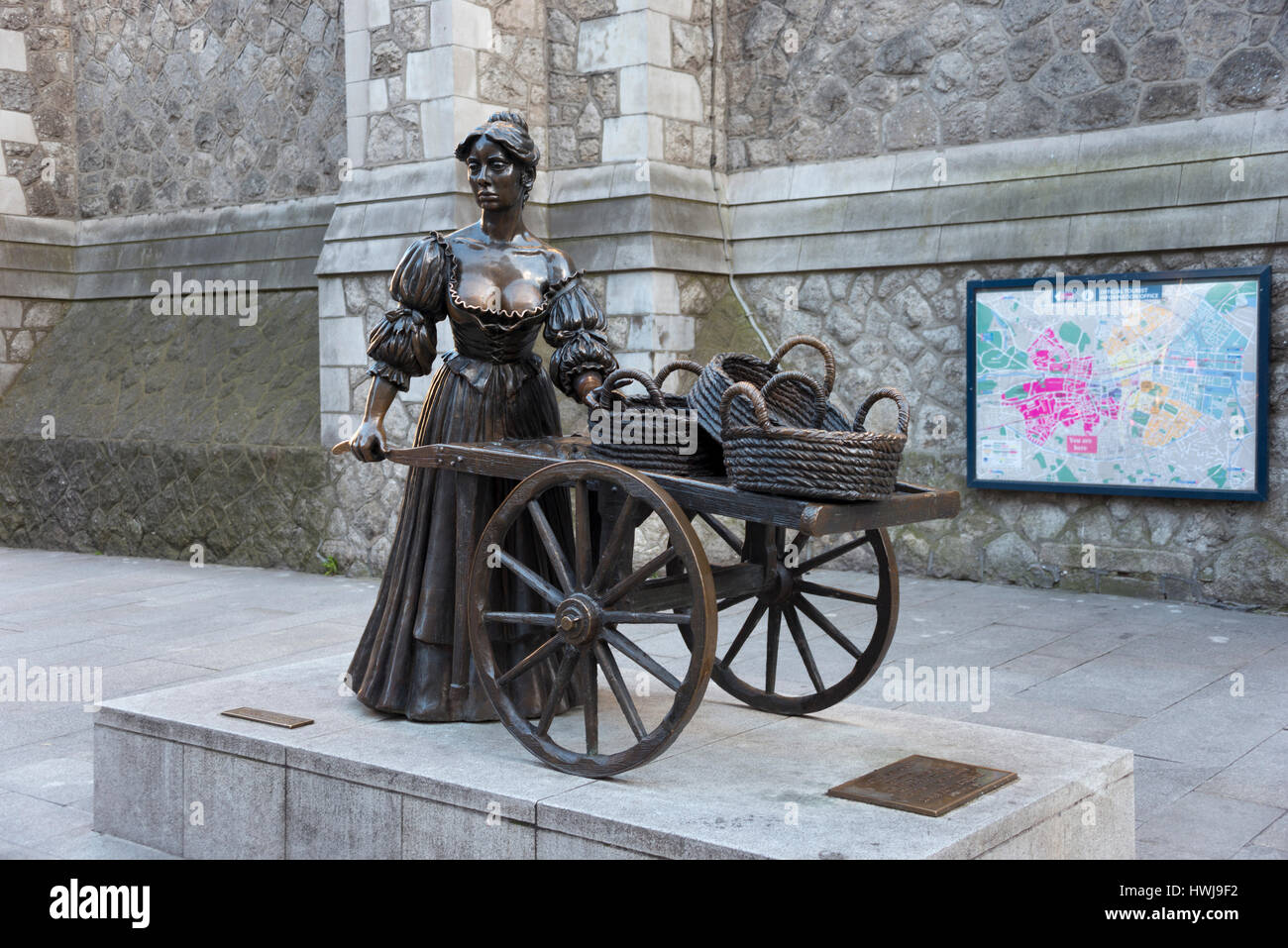 Dublin molly malone statue hires stock photography and images Alamy