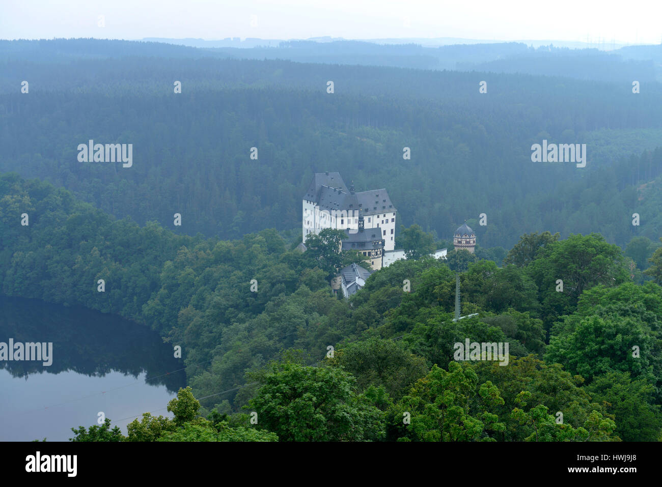 Saale, Schloss Burgk, Talsperre Burgkhammer, Naturpark Thueringer Schiefergebirge/Obere Saale, Thueringen, Deutschland Stock Photo