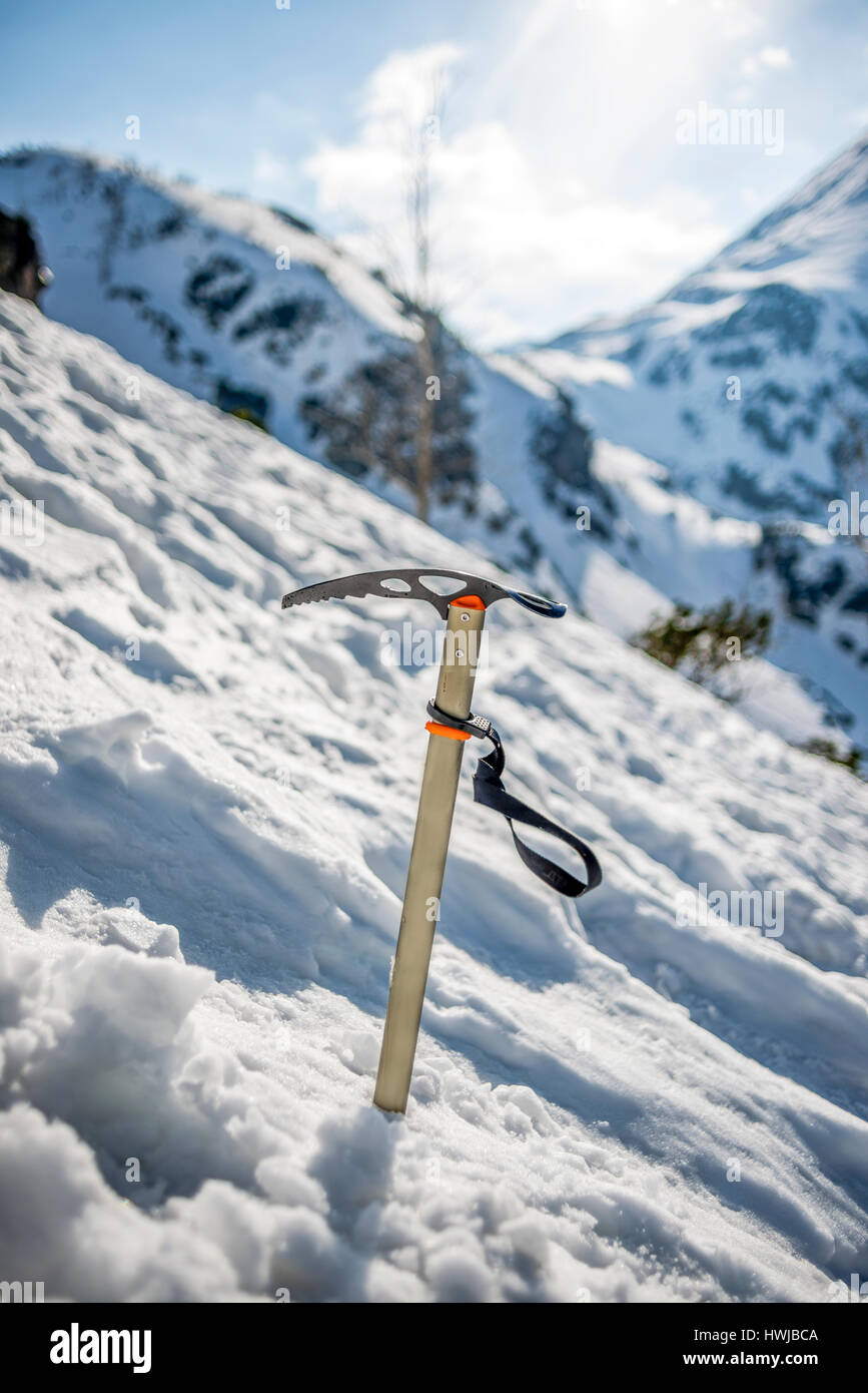Ice pick mountains hires stock photography and images Alamy