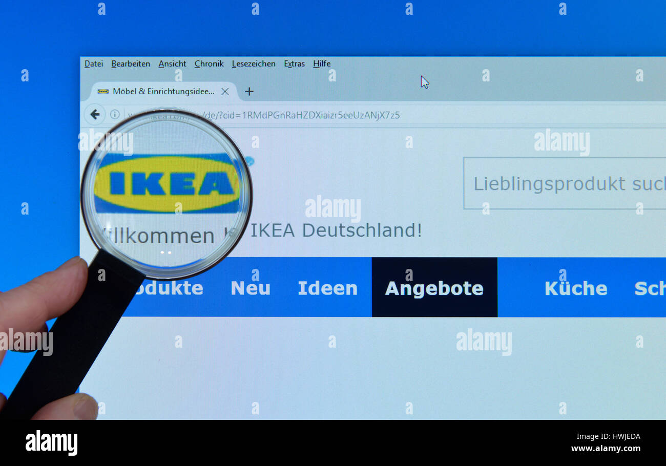 ikea.de, Lupe, Bildschirm, website Stock Photo