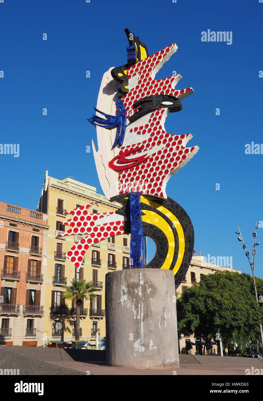 Roy Lichtenstein Head sculpture in Barcelona, Spain Stock Photo - Alamy