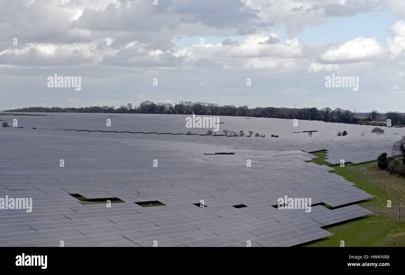 An aerial view of a solar farm in Hampshire Stock Photo - Alamy