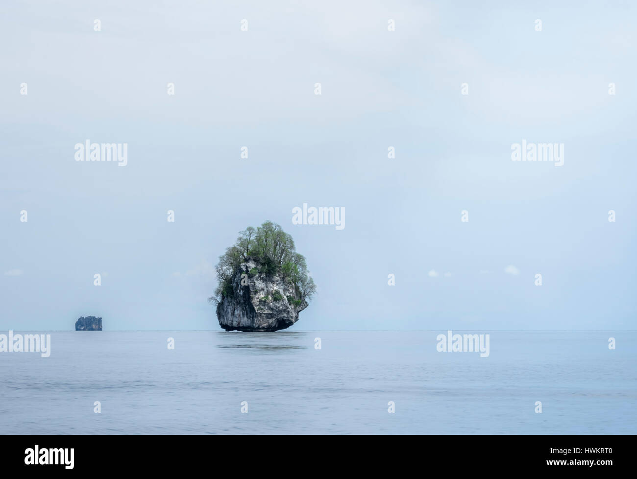 Sea stack on the Bacuit Archipelago, El Nido, Palawan, Philippiness Stock Photo
