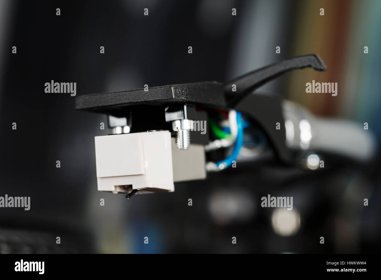 Headshell cartridge of a modern analog turntable Stock Photo Alamy
