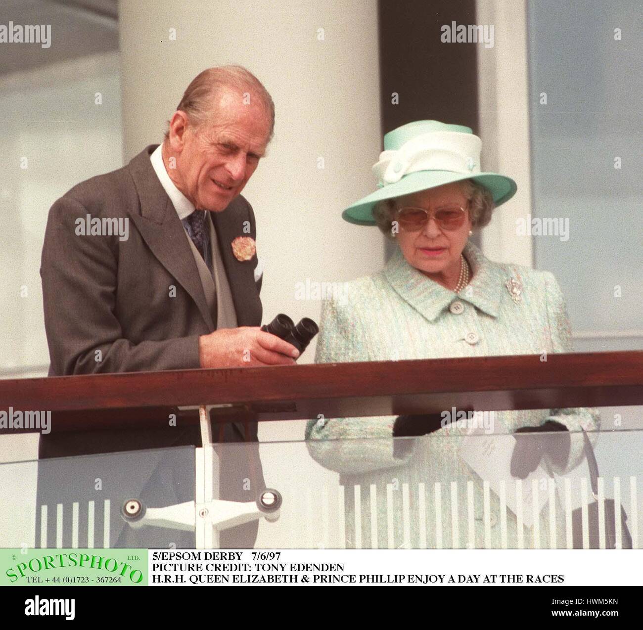 QUEEN ELIZABETH PRINCE PHILLIP EPSON DERBY (VODAFONE) 07 June 1997 Stock Photo