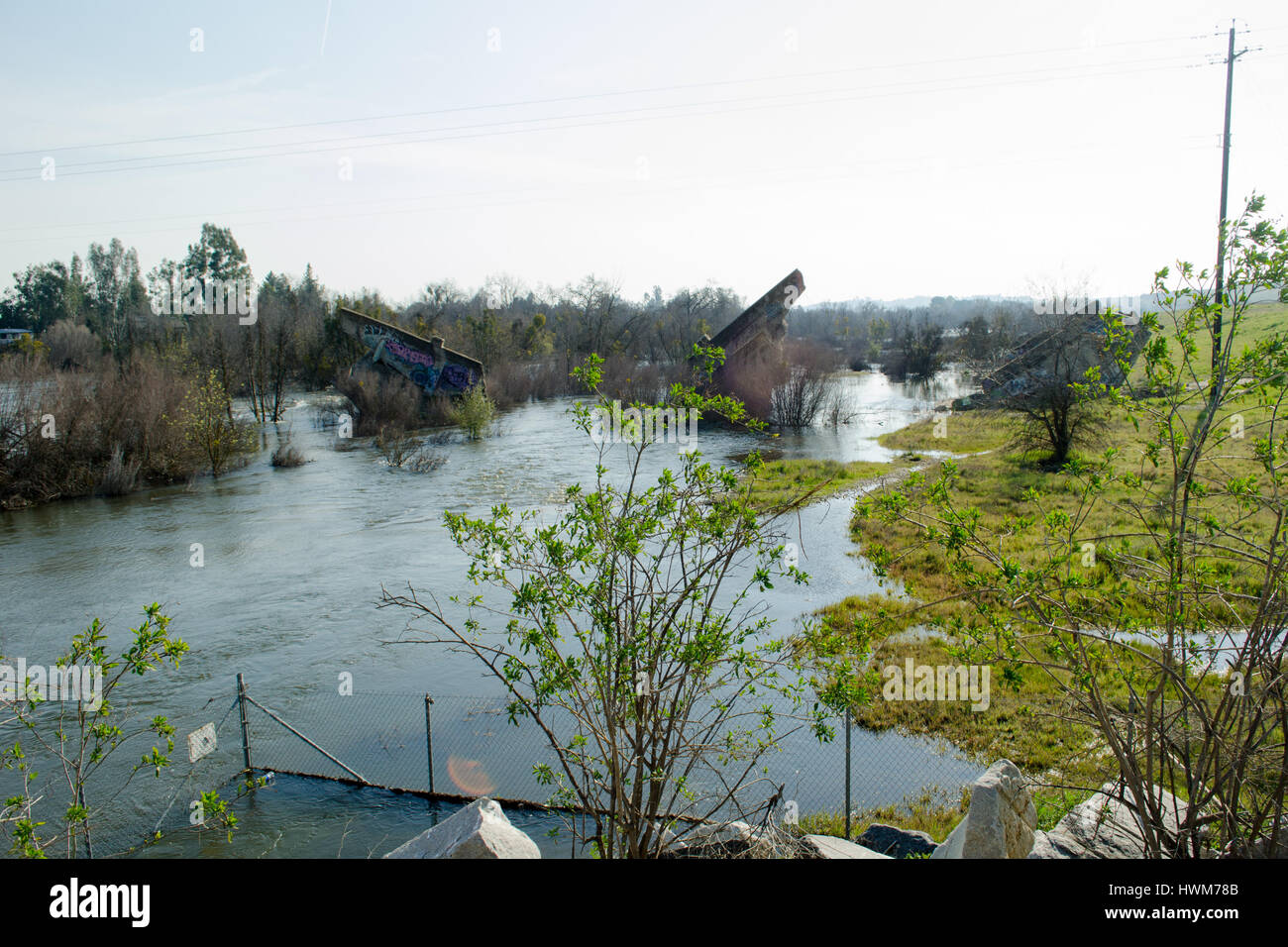San Joaquin River at flood stage, Friant,California Stock Photo Alamy