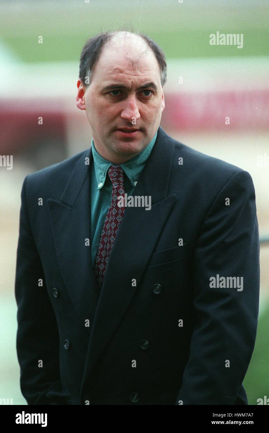 ROBERT MCKELLAR RACE HORSE TRAINER 25 March 1997 Stock Photo Alamy