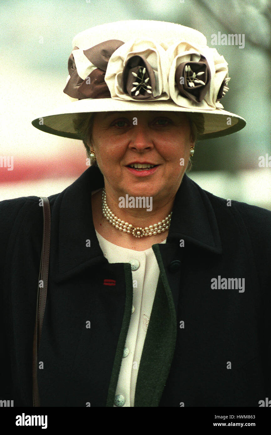 JENNY PITMAN RACE HORSE TRAINER 24 March 1998 Stock Photo Alamy
