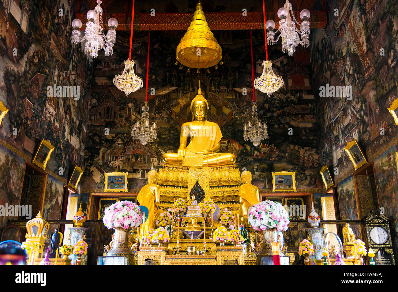 Sitting buddha at Wat Arun Temple (Temple of Dawn) in Bangkok, Thailand Stock Photo