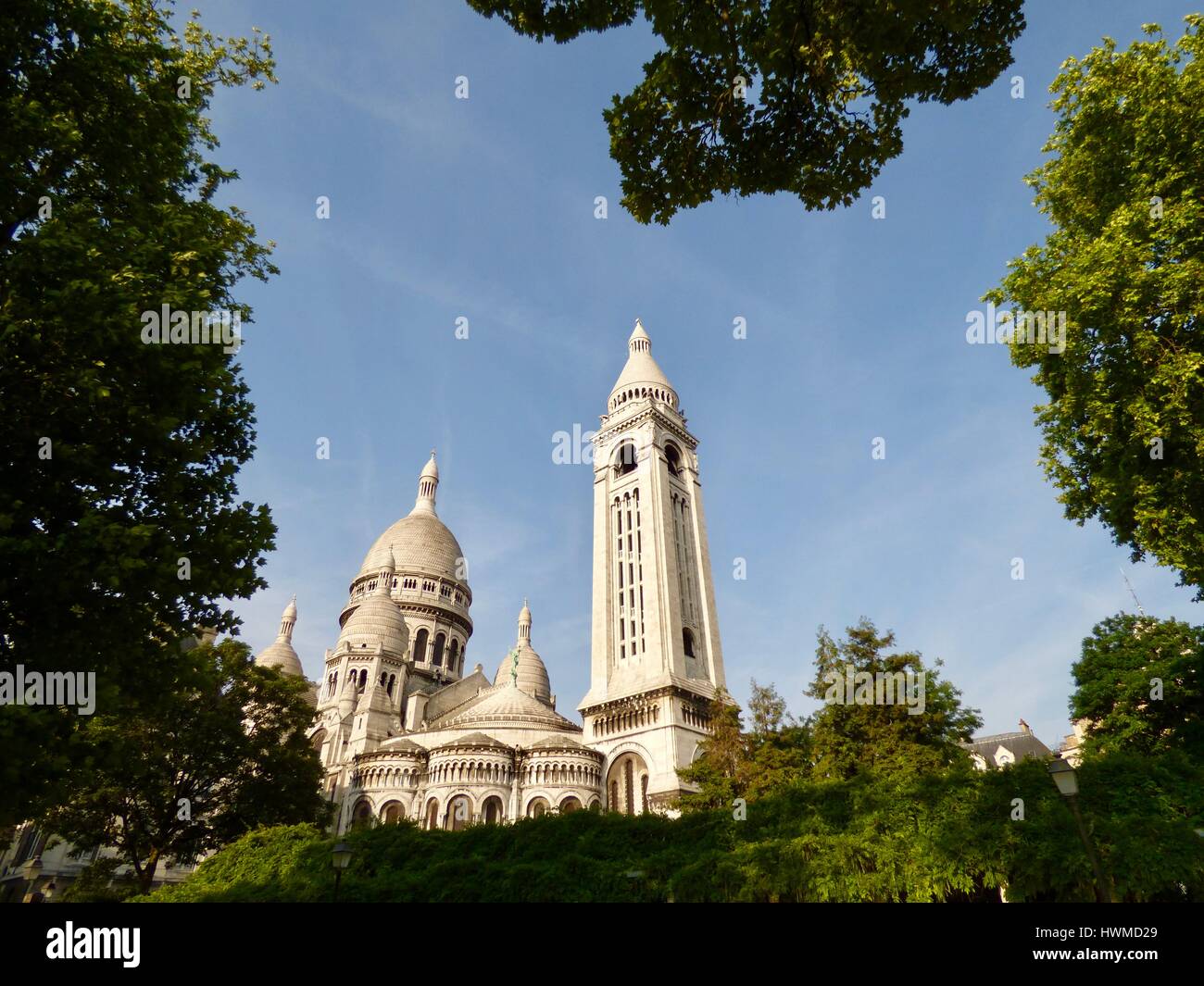 Basilica of the Sacred Heart of Paris, SacréCœur Basilica from rue Chevalier de la Barre