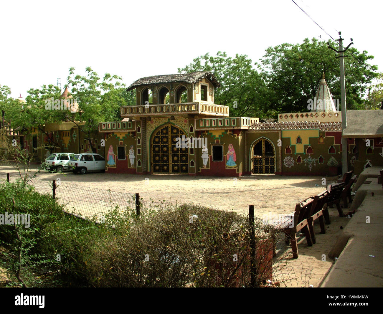 Highway Road, Resort, Restaurant, Rajasthan Style, Hotel, Rest House, Jaipur (Photo Copyright