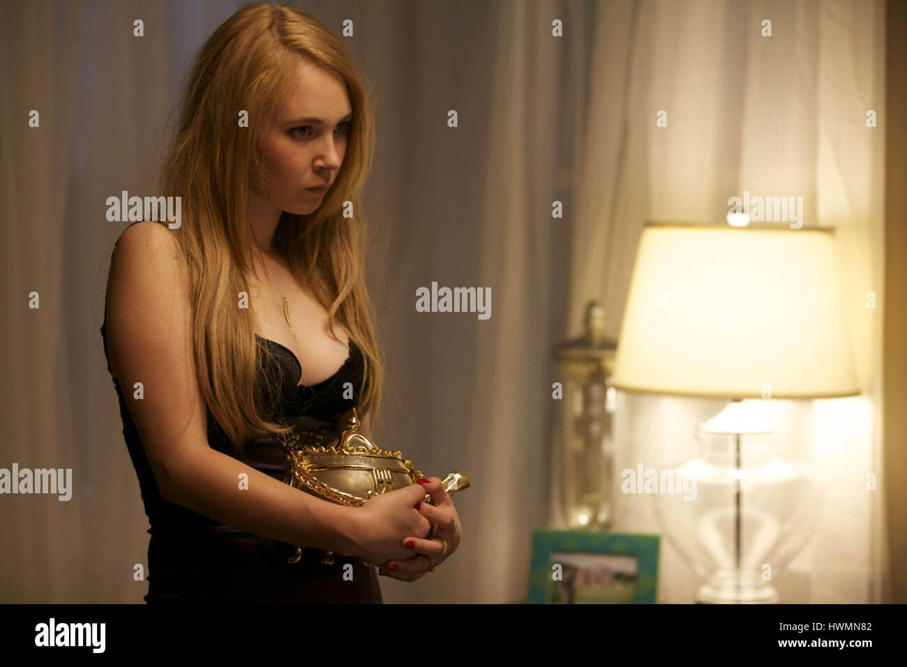 THE BRASS TEAPOT (2012) JUNO TEMPLE RAMAA MOSLEY (DIR) MAGNOLIA PICTURES/MOVIESTORE COLLECTION LTD Stock Photo